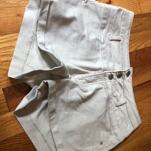 Tan Refuge size 8 shorts